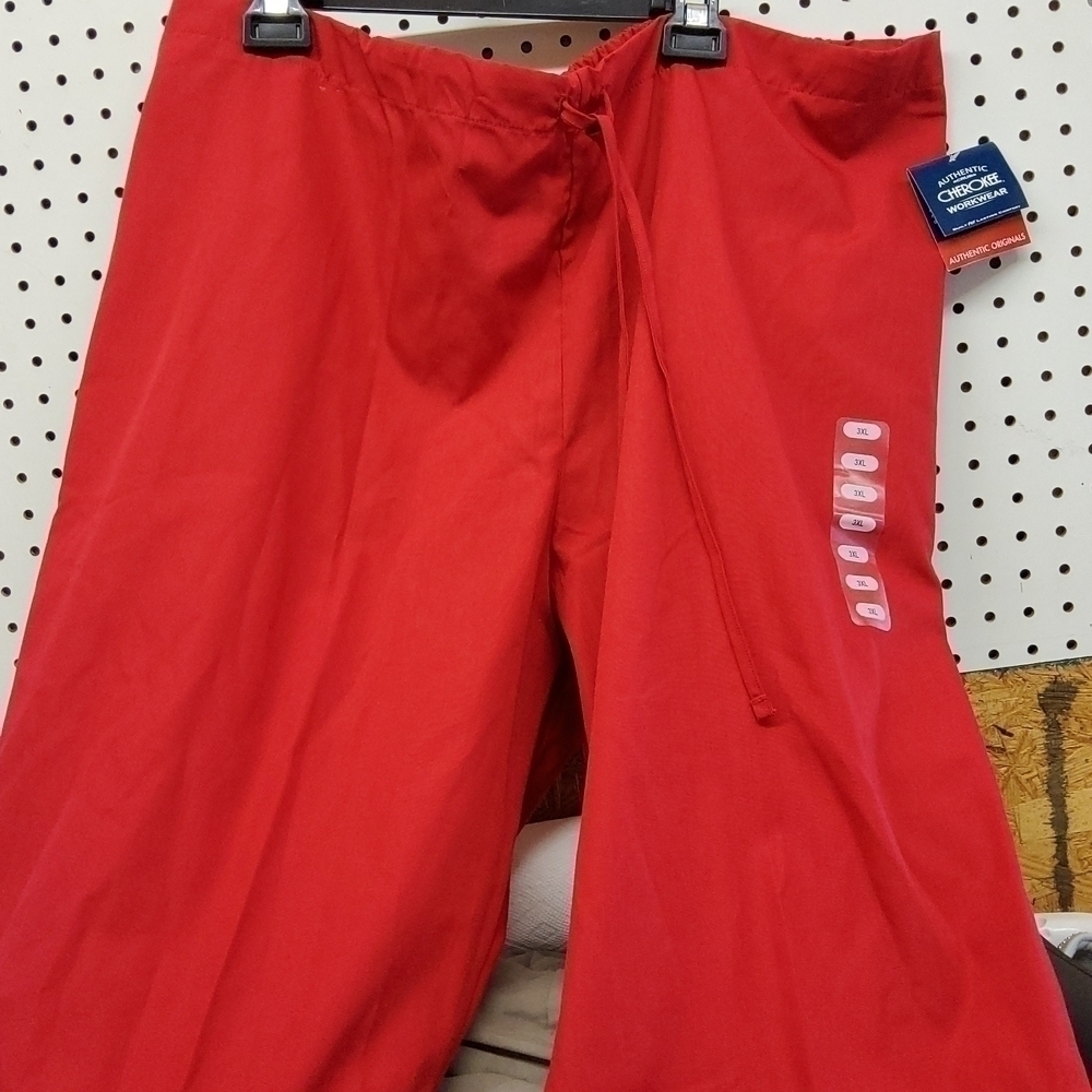 𝅺CHEROKEE workwear NWT red size 3XL